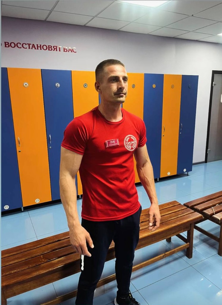Богдан Пею у роздягальні залу